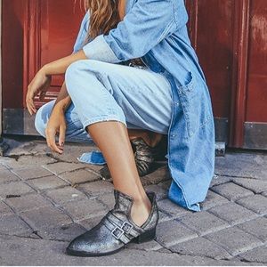 Metallic Leather Cut Out V Split Buckle Ankle Boot